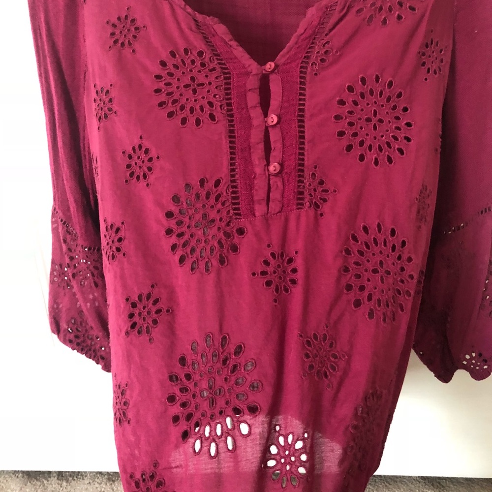 Lucky Brand cutout Top - Picture 6 of 6